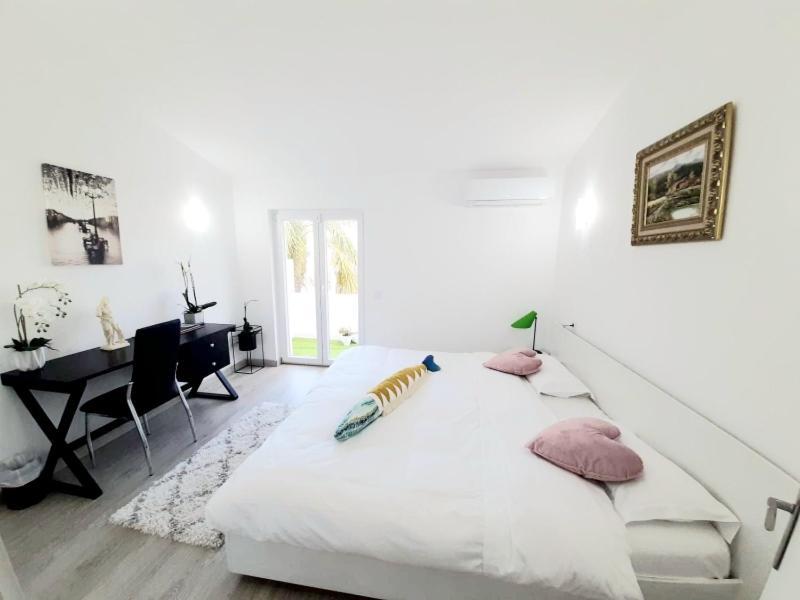 Alojamento Local "Casa Branca" Αλμπουφέιρα Εξωτερικό φωτογραφία